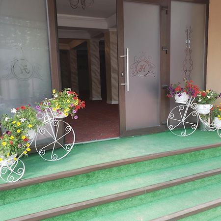 Pensiunea Heaven Bascov Ngoại thất bức ảnh